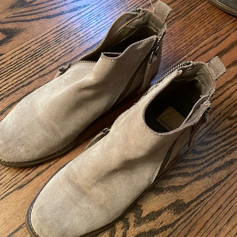 Dolce Vita booties 7 suede